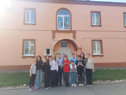 Ежегодно Селивановский комплексный центр принимает участие в областной акции «Окна Победы»